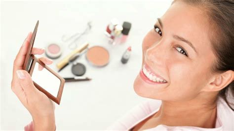 Personalized Beauty Takes Your Makeup to a Whole New Level (How to DIY ...