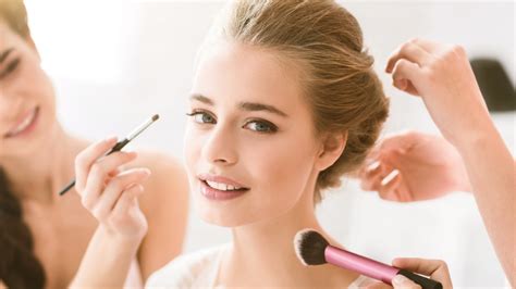 Top Bridal Makeup Essentials: Must-Have Products for Your Wedding Day ...