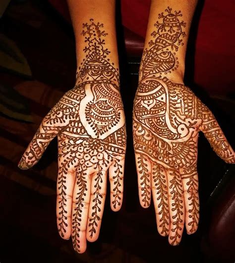 Which workshops offer tailored artistry tips to achieve enduring elegance?