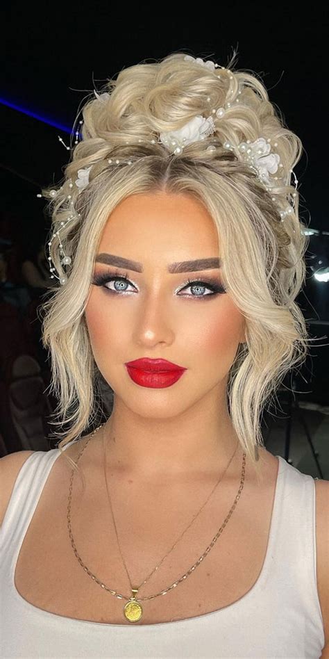 Radiant Bridal Makeup Ideas for Your Perfect Wedding Day : Bold and ...