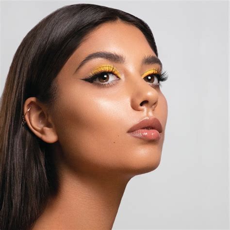 Consumers Tell All on Eye &amp; Brow Makeup | Global Cosmetic Industry