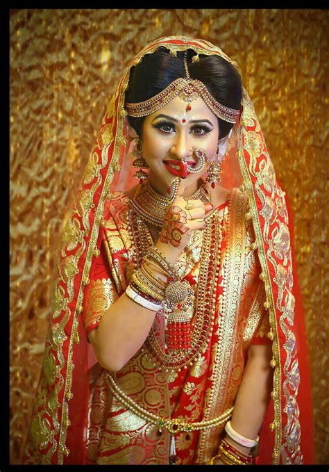 Indian Bride Poses, Indian Bride Makeup, Indian Wedding Poses, Indian ...