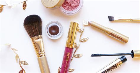 beauty-flat-lay - Beauty Content Studio