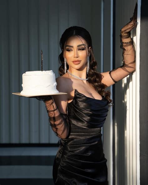 15 Gorgeous Birthday Makeup Ideas to look like a Queen on your special ...