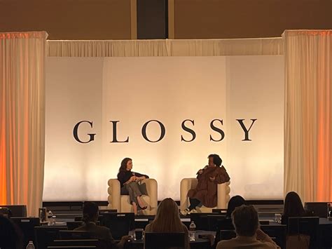 How to maintain elegant branding amidst rapid beauty trend shifts?