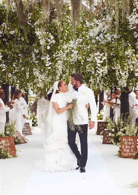 Jennifer Lopez and Ben Affleck Wedding Photos: See Them All