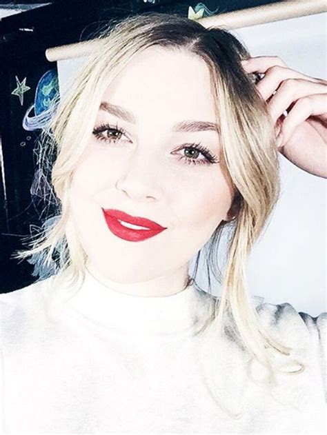 23 of the Best Beauty Blogs You Should Be Following