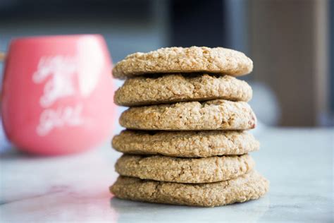 Gluten Free Pecan Cookies – Hanna Sillitoe