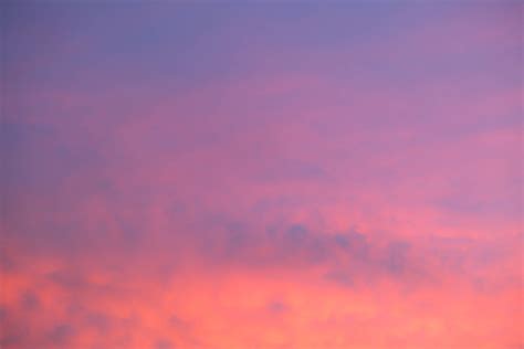 Download Subtle Cloud Aesthetic Wallpaper | Wallpapers.com