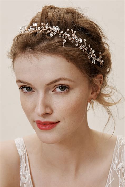 6 Bridal Accessory Trends for the Coolest Brides of 2019 | Who What Wear