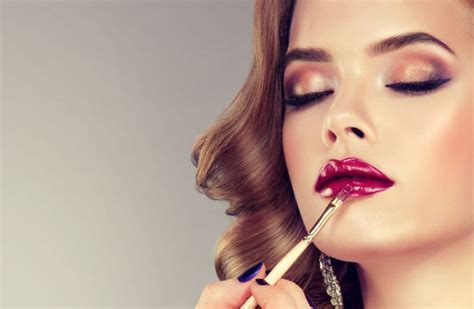 Unlock your makeup skills with comprehensive Makeup Course — From ...