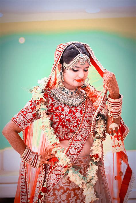Download Bride Indian Wedding Wallpaper | Wallpapers.com