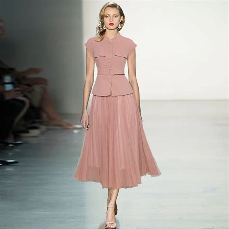 ELEGANT FASHION STYLE EXPLAINED