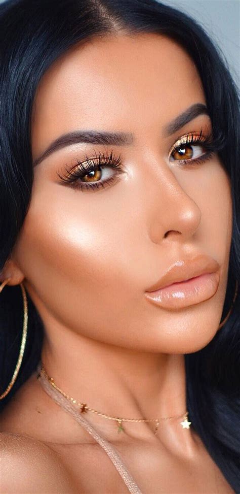 Chic Makeup Looks