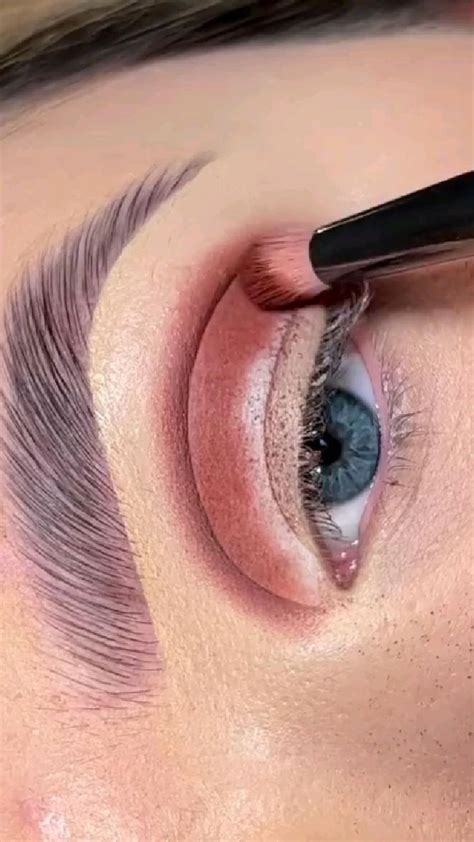 makeup | Eye makeup techniques, Makeup, Makeup techniques