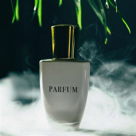 8 Creative Product Photography Tips and Tricks to Try | DoMyShoot