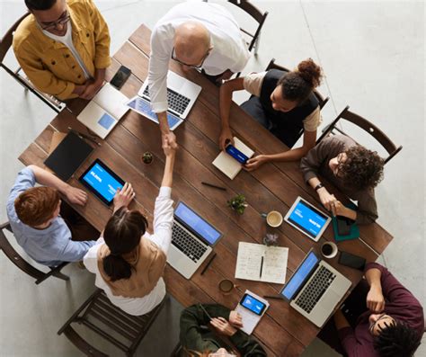 What workshop techniques truly enhance *your* unique features for defined elegance?