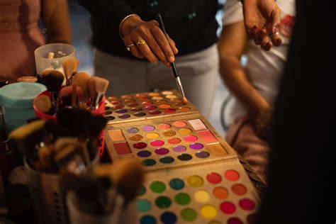 A Guide to Choosing Makeup Shades Based on Mood - Free Bunni