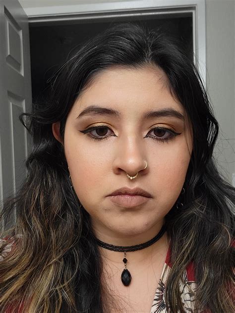 Looking for feedback on my makeup : r/MakeupAddiction