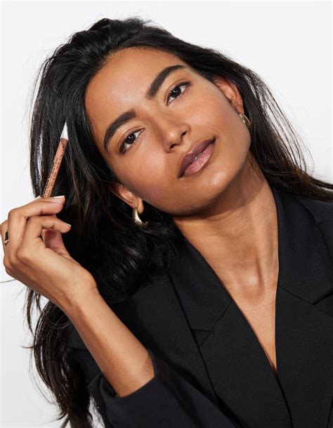 6 Professional, Elegant Makeup Looks for Work - Jones Road