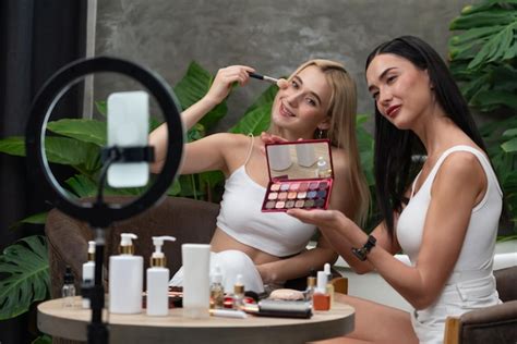 How to consistently capture exquisite visuals for luxury beauty blog content?