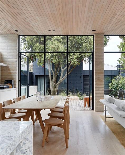 Minimalist Interior Design: Embracing Simplicity in 2025