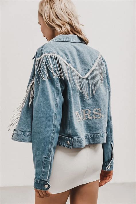 Accessorizing Your Bridal Look: Must-Have Accessories for a Complete ...