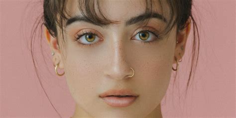 Blending 101: A Makeup Artist's Guide to Flawless Skin