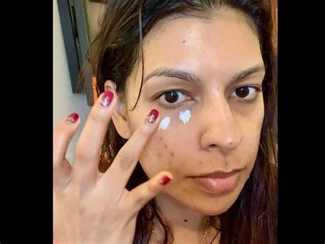 Flawless bridal makeup: What skin prep ensures long-lasting artistry?