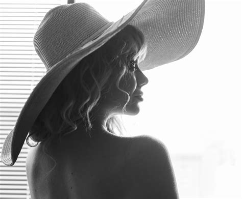 Contact Luxury Photography – Luxury Photography.Style