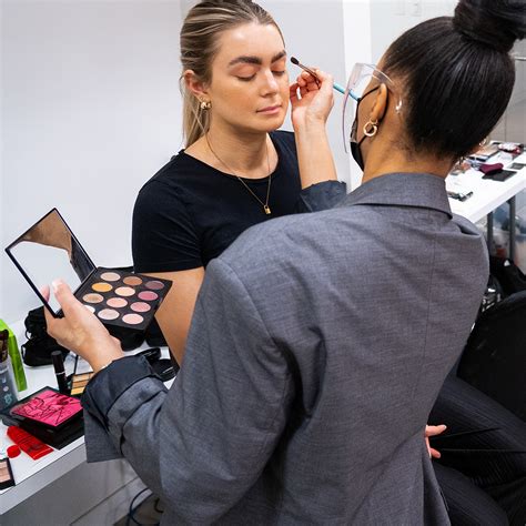 Free Beauty Workshops, Makeup Classes and Events | CurliQue Beauty