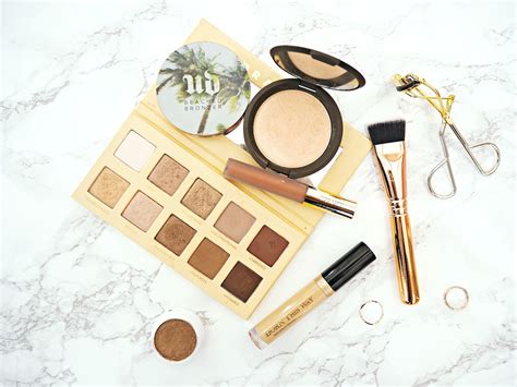 A Guide to Flat Lay Photography | Jasmine Talks Beauty