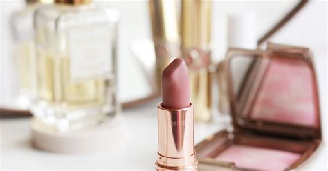 40 Simple Yet Compelling Beauty Blog Post Ideas | Pint Sized Beauty