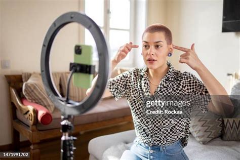 595 Woman Watching Makeup Tutorial Stock Photos, High-Res Pictures, and ...