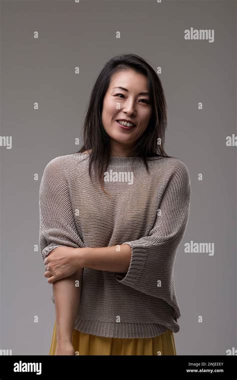 Bashful posture hi-res stock photography and images - Alamy