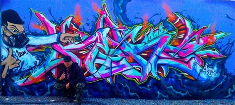 How does Pro Artist Portfolio assist in curating a cohesive, elegant visual narrative?