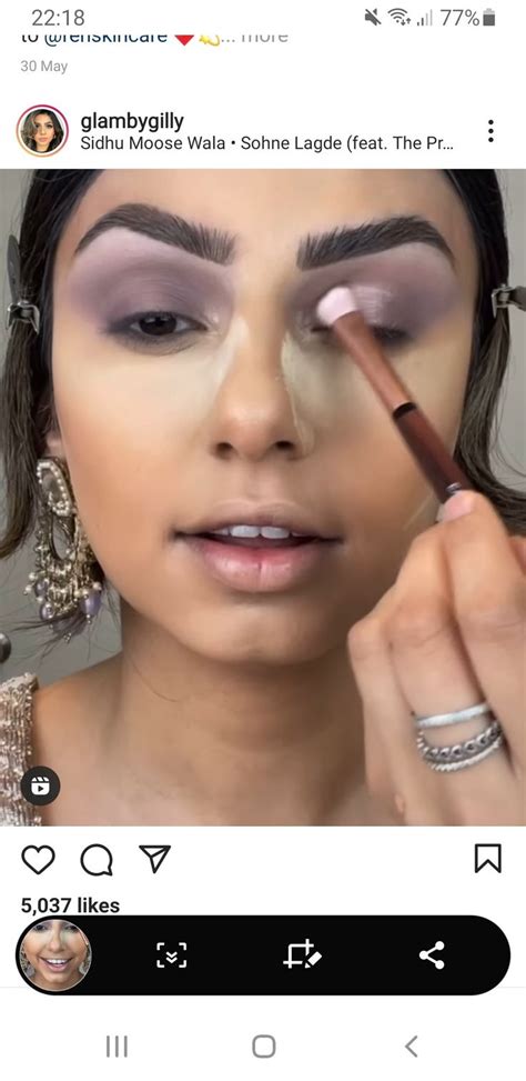 How to showcase advanced makeup artistry in elegant blog tutorials effectively?