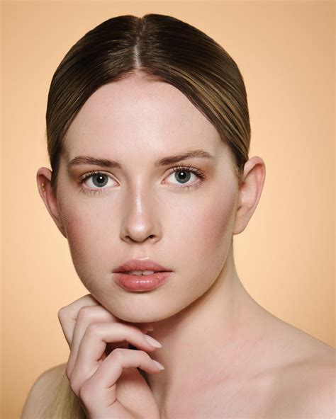 High-End Beauty Photography: Transform Your Brand's Image