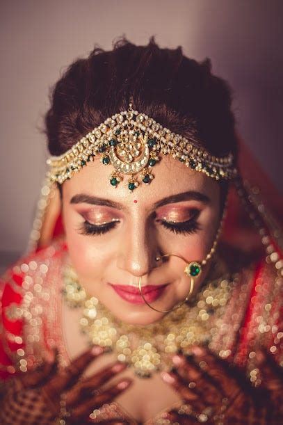 BENEFITS OF HIRING BRIDAL MAKEUP ARTIST | by Bridemeup | Medium