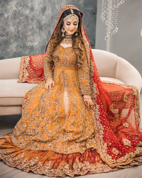 Latest Bridal Mehndi Dresses Wedding Collection (3) - StylesGap.com