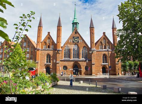 Stunning view old gothic hi-res stock photography and images - Alamy
