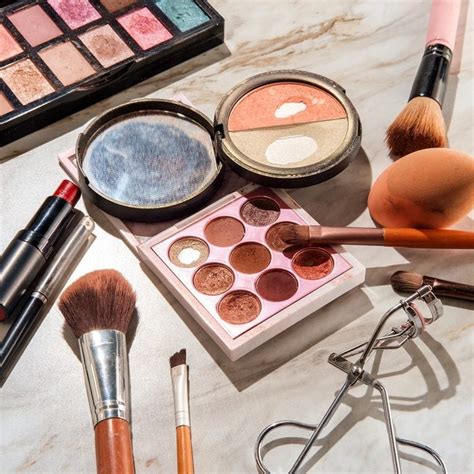 Makeup - Makeup Looks, Ideas &amp; Products | Reader's Digest