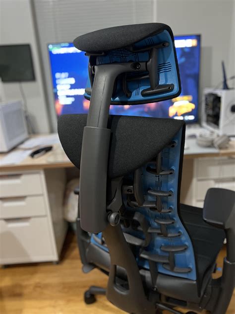 How to embody ‘Artistry Enhanced, Elegance Defined’ in your Pro Artist Portfolio?