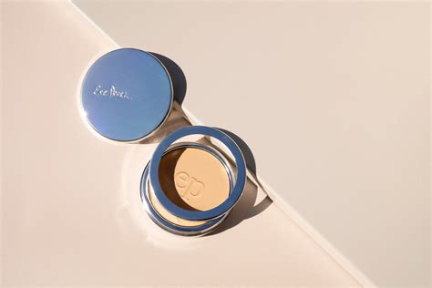 Wedding Makeup Touch Up Kit | Saubhaya Makeup