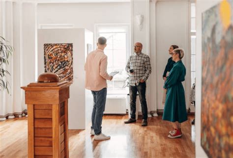 How to curate a Pro Artist Portfolio to define elegance for discerning collectors?