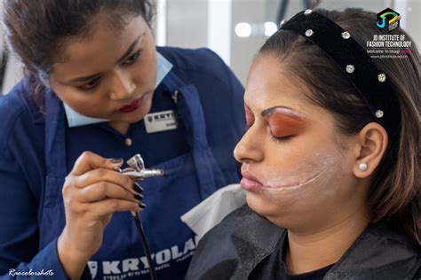 Special Effects Makeup workshop for students from Dept. of Makeup and ...