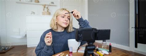 Social Media Beauty Stock Photos, Images and Backgrounds for Free Download