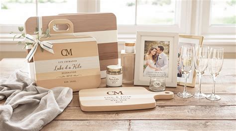 Ultimate Guide To Personalized Wedding Gifts | GiftList Blog | GiftList