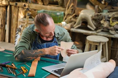 Detailed Craftsmanship Images - Free Download on Freepik