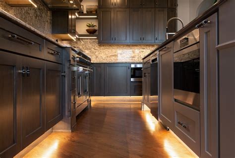 Refined Luxury in Lake in the Hills - Advance Design Studio